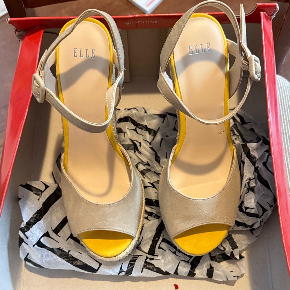 Elle Women's Beige and Yellow Heels